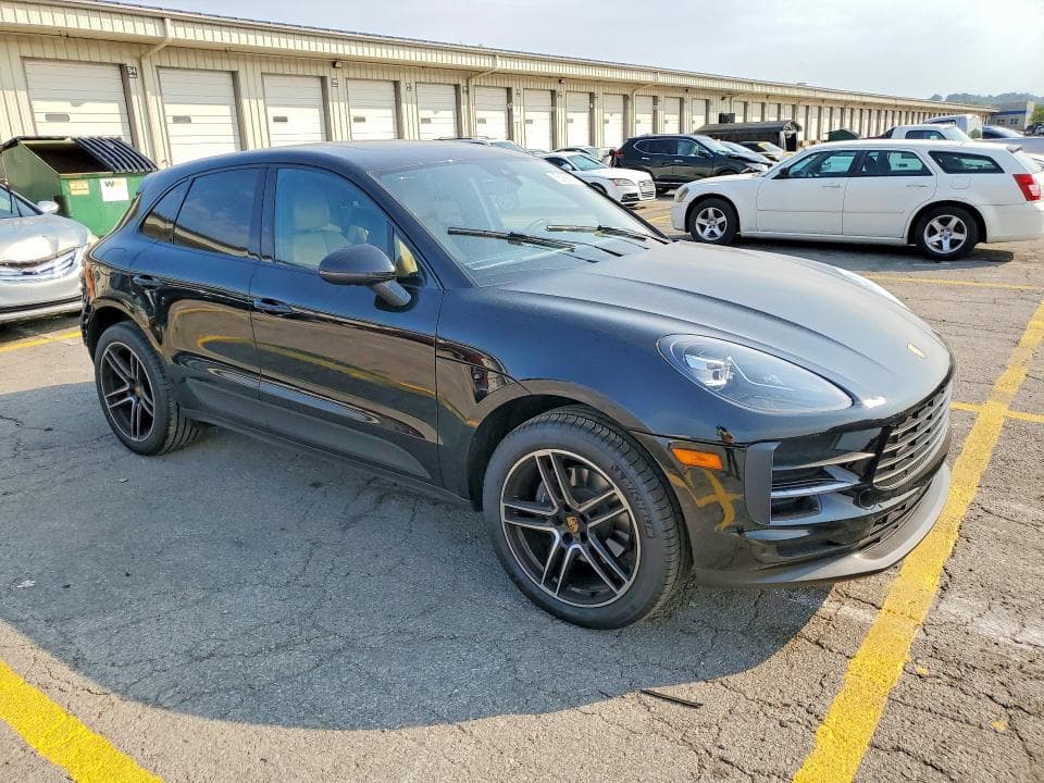 2020 PORSCHE MACAN 4