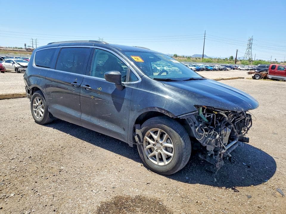 2020 CHRYSLER VOYAGER LXI 4