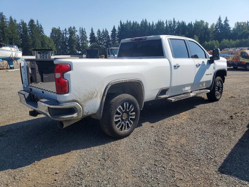 2021 CHEVROLET SILVERADO K2500 HEAVY DUTY LTZ 3