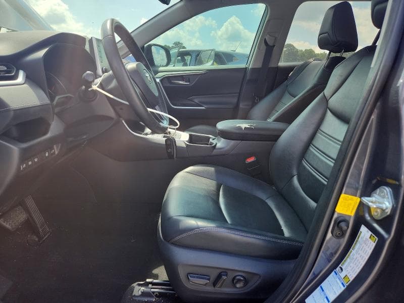 2019 TOYOTA RAV4 XLE PREMIUM 7