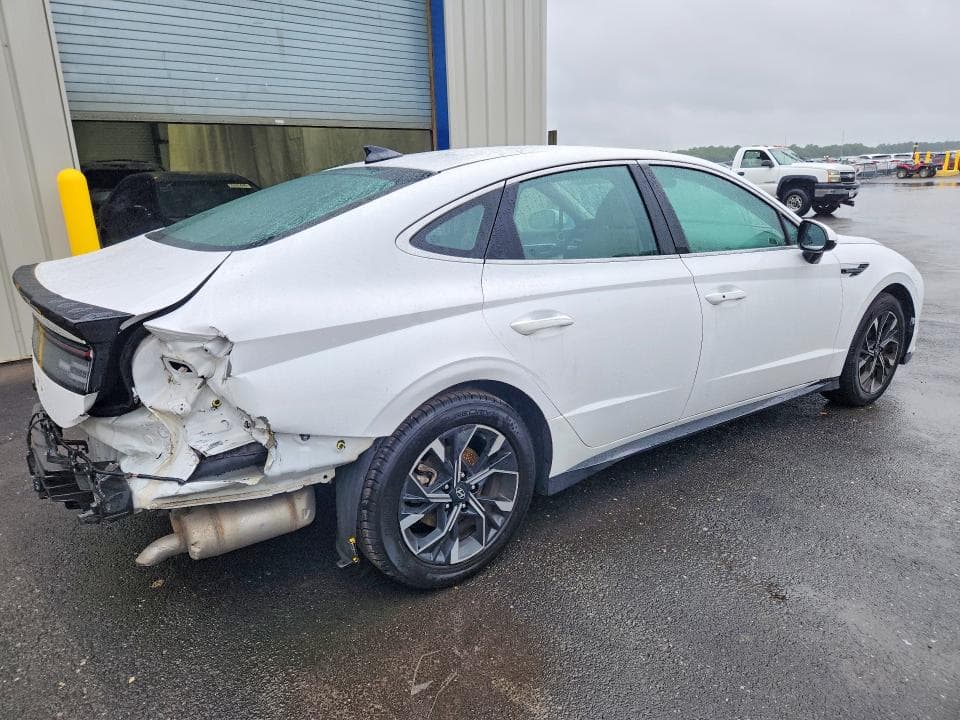 2025 HYUNDAI SONATA SEL 3