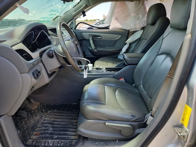 2017 CHEVROLET TRAVERSE LS 7
