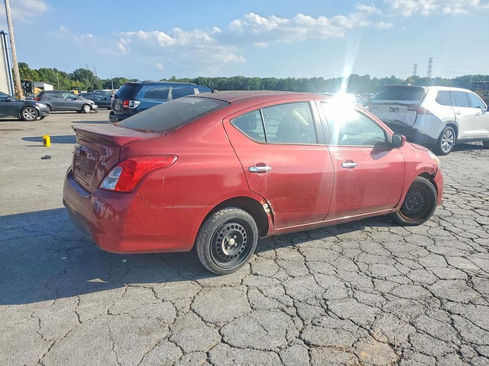2019 NISSAN VERSA S 3