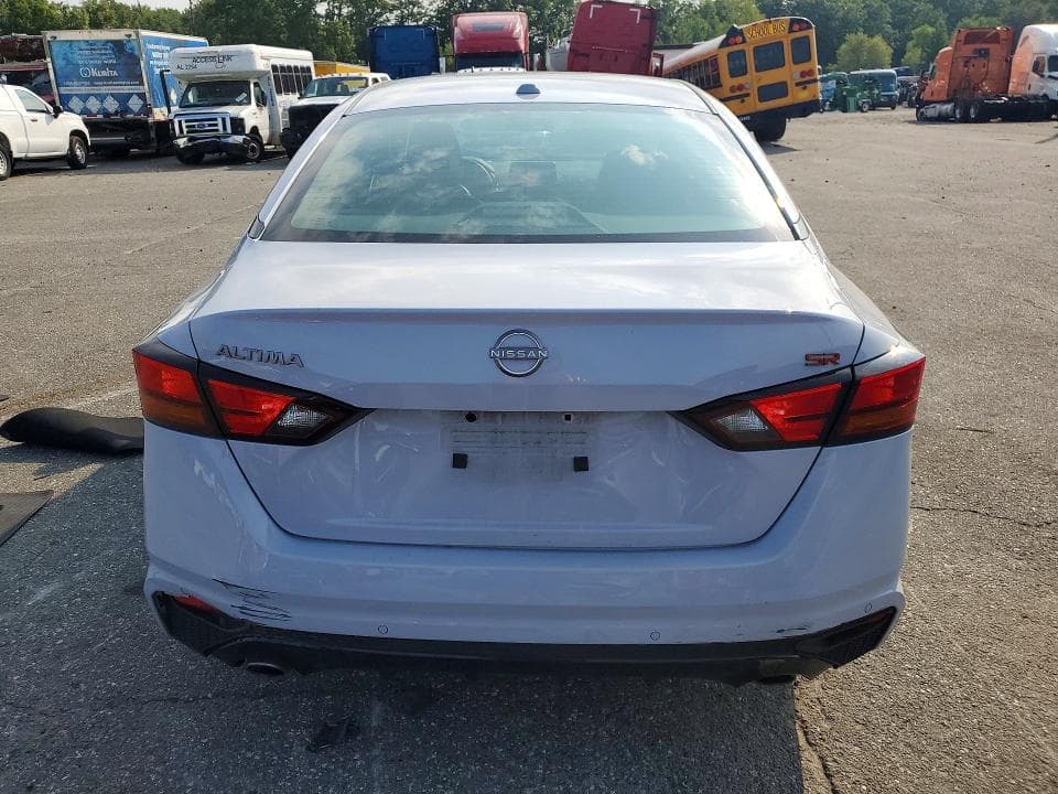 2025 NISSAN ALTIMA SR 6