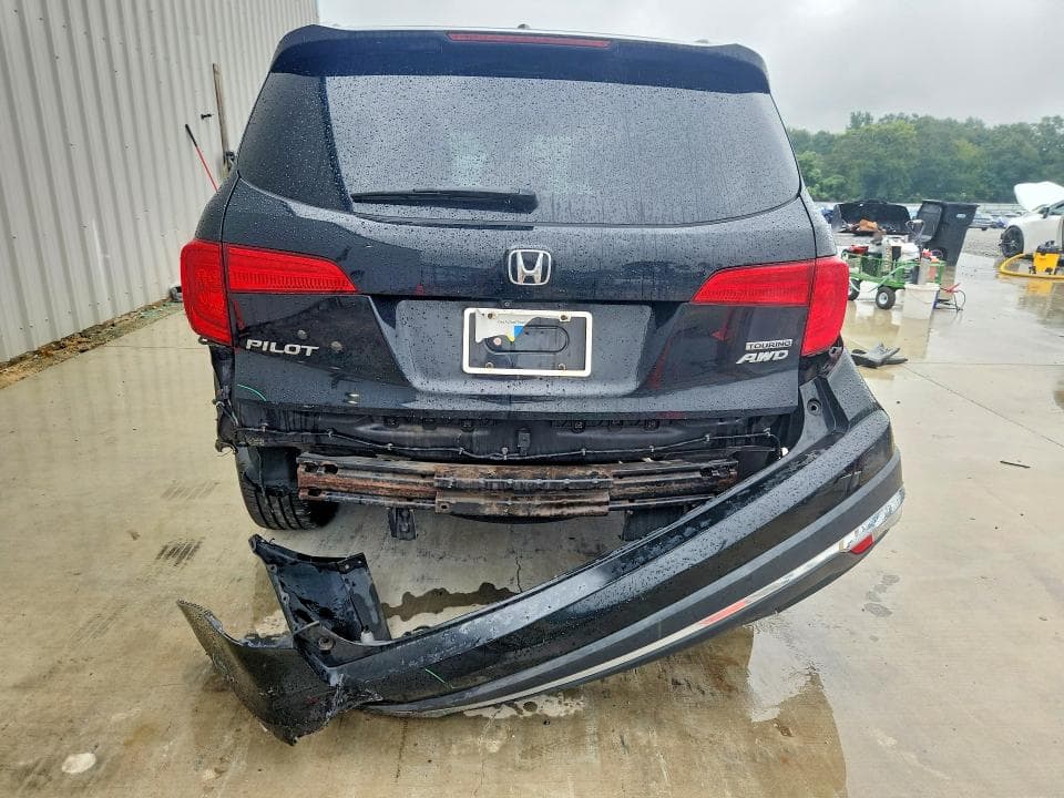 2017 HONDA PILOT TOURING 6