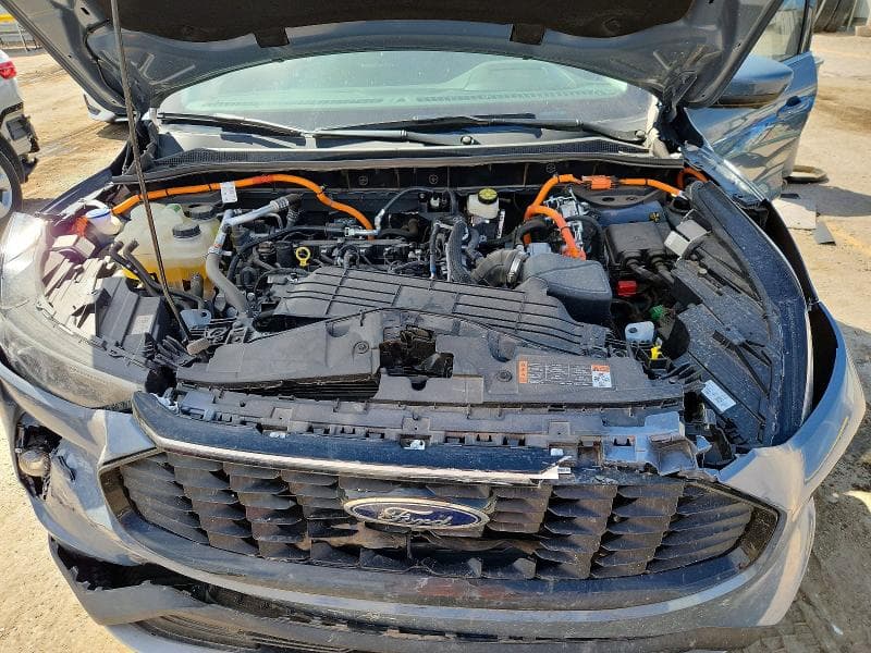 2025 FORD ESCAPE 12