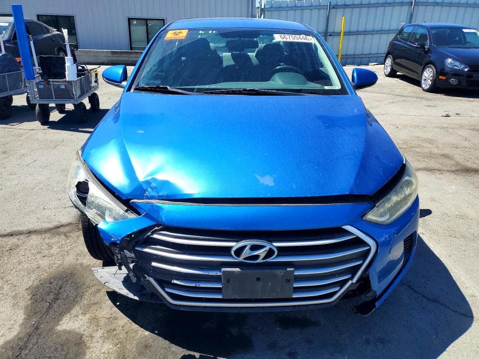2017 HYUNDAI ELANTRA SE 5