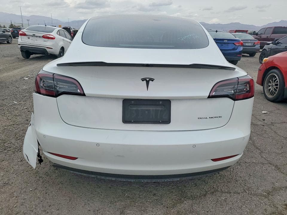 2020 TESLA MODEL 3 6