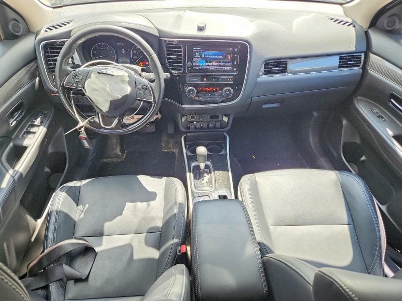 2019 MITSUBISHI OUTLANDER SE 8