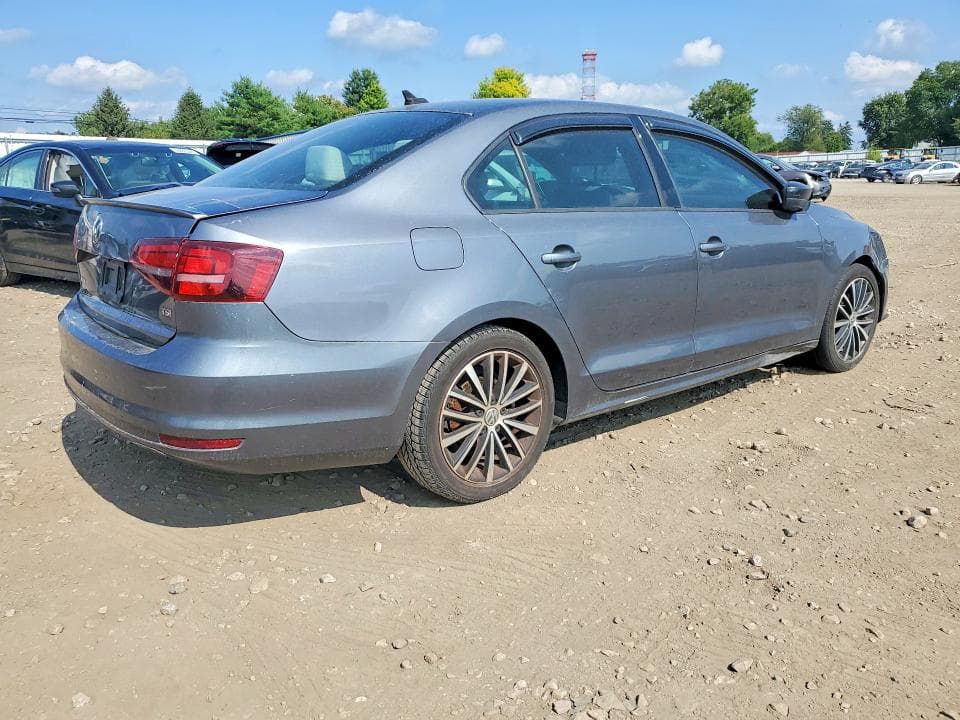 2017 VOLKSWAGEN JETTA SPORT 3