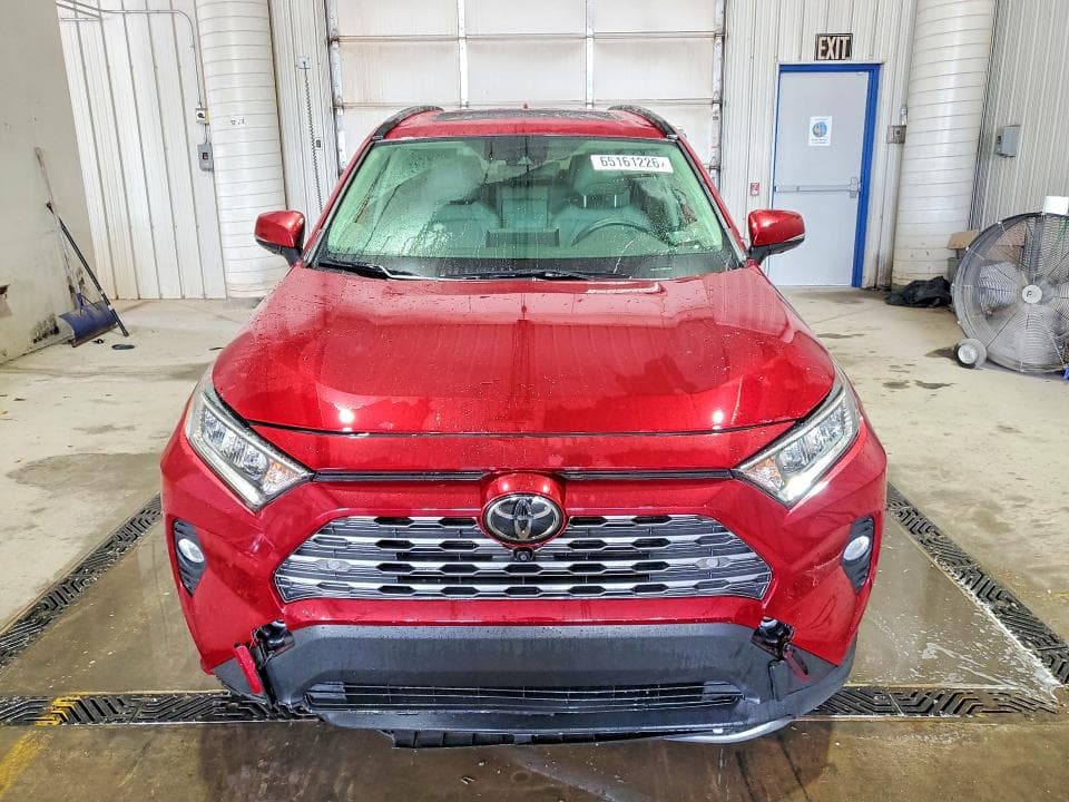 2020 TOYOTA RAV4 LIMITED 5