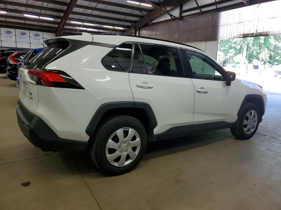 2021 TOYOTA RAV4 LE 3