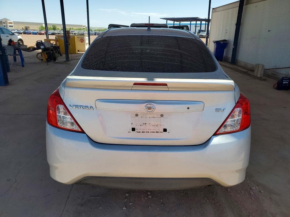 2017 NISSAN VERSA 1.6 SV 6