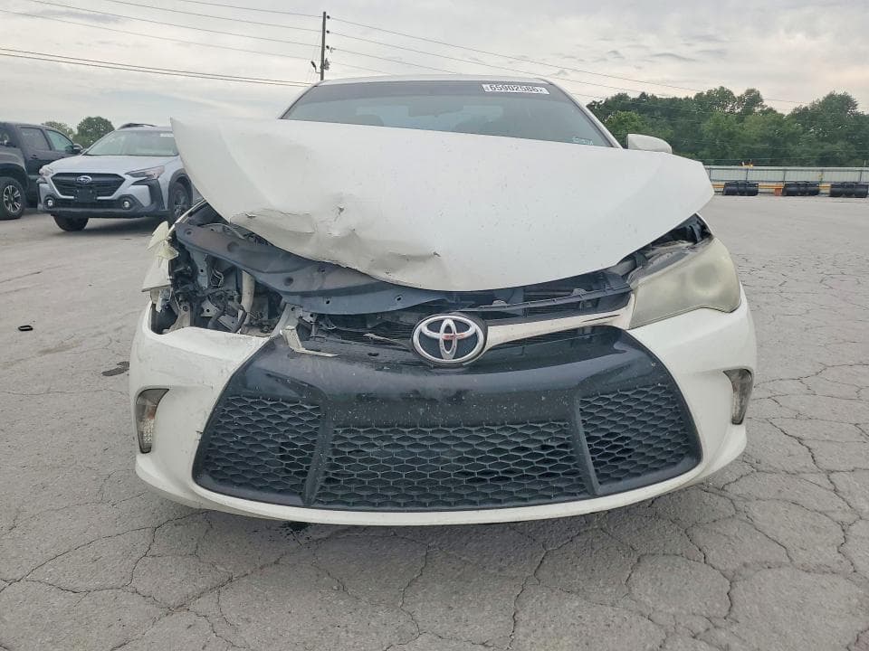 2017 TOYOTA CAMRY SE 5