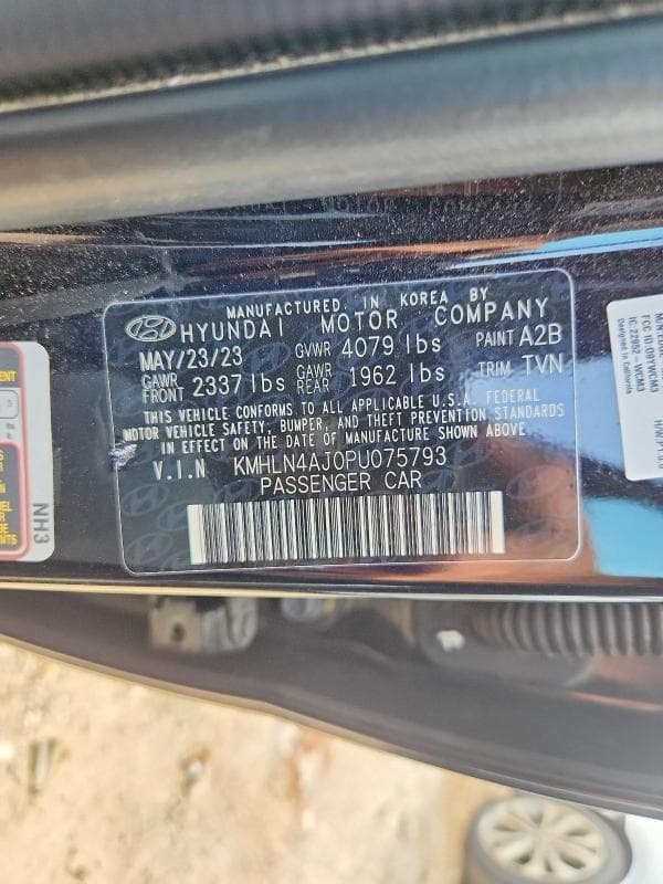 2023 HYUNDAI ELANTRA LIMITED 13