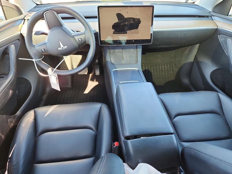 2023 TESLA MODEL Y 8