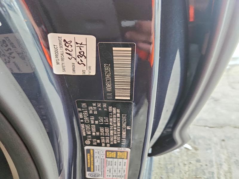 2017 KIA SEDONA LX 13
