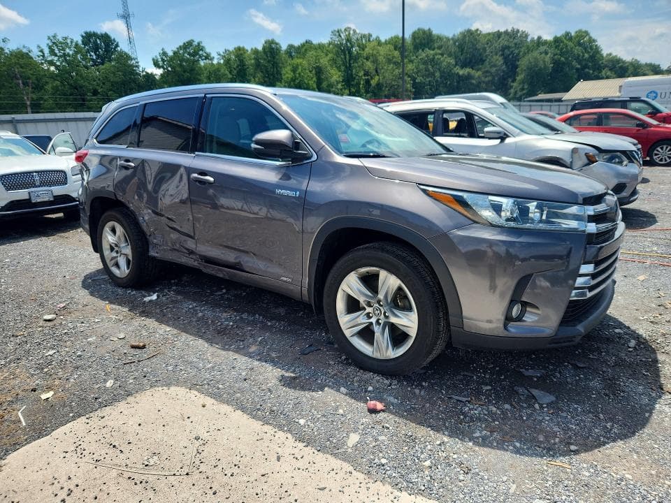 2018 TOYOTA HIGHLANDER HYBRID LIMITED 4
