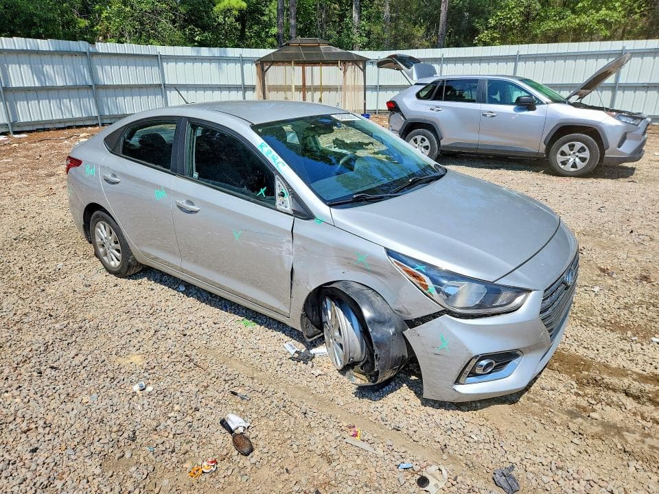 2019 HYUNDAI ACCENT SEL 4