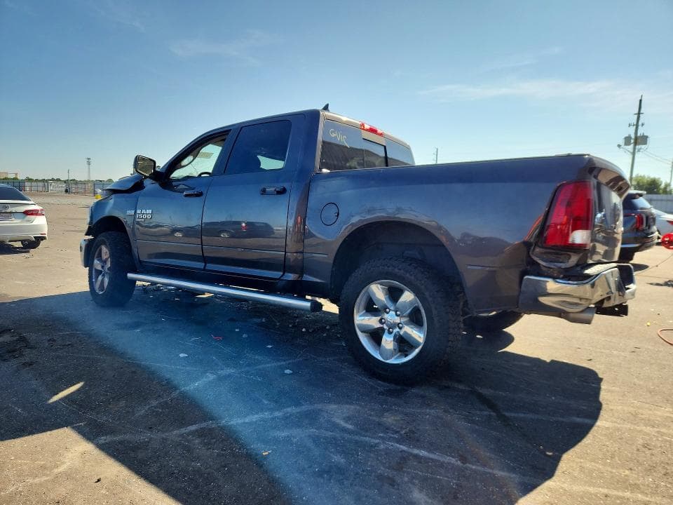2019 RAM 1500 CLASSIC SLT 2