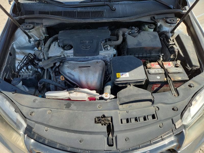 2017 TOYOTA CAMRY SE 11
