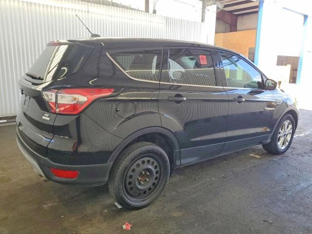 2017 FORD ESCAPE SE 3