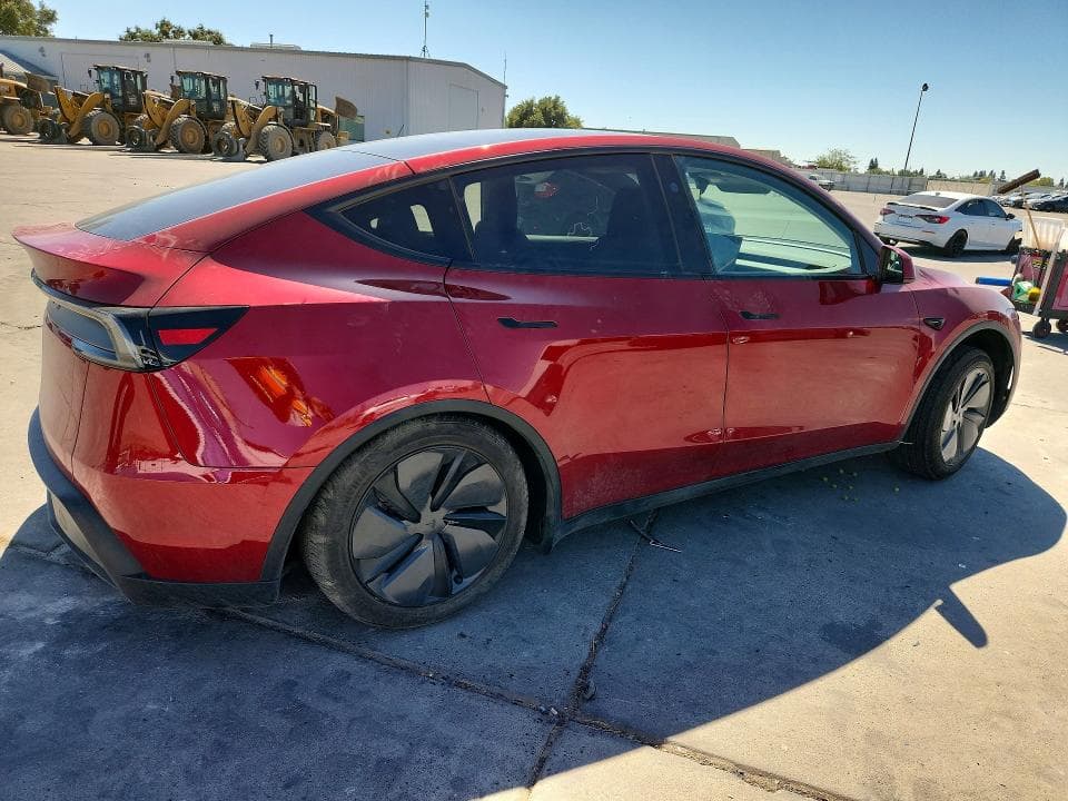 2026 TESLA MODEL Y 3