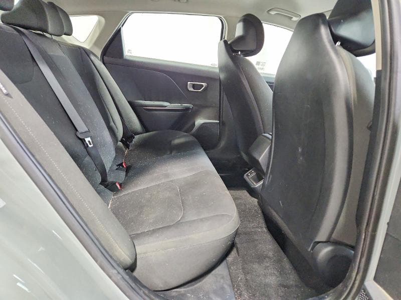 2026 KIA K4 LXS 10