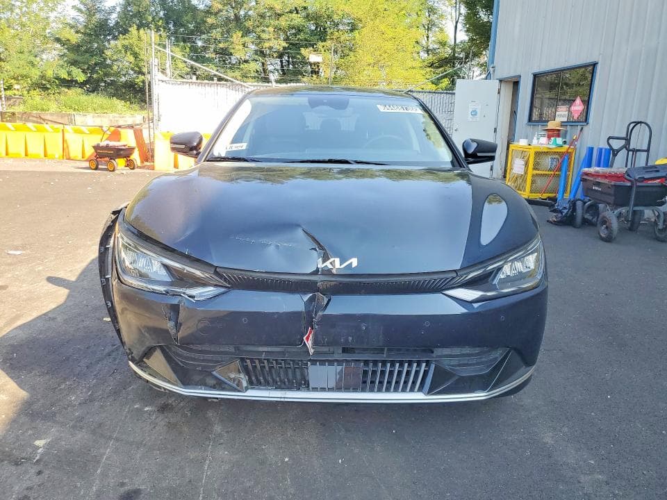 2024 KIA EV6 WIND 5