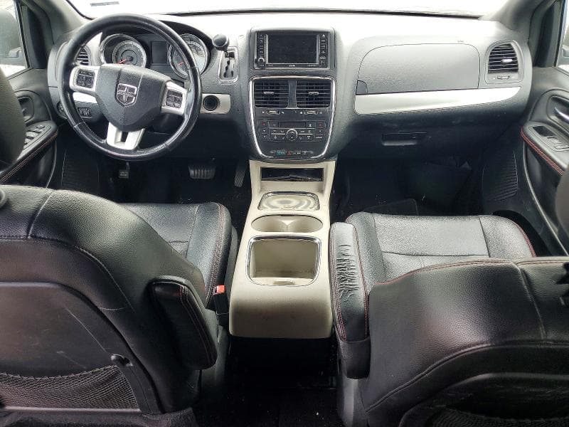 2018 DODGE GRAND CARAVAN GT 8