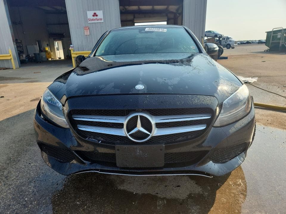2017 MERCEDES-BENZ C 300 5