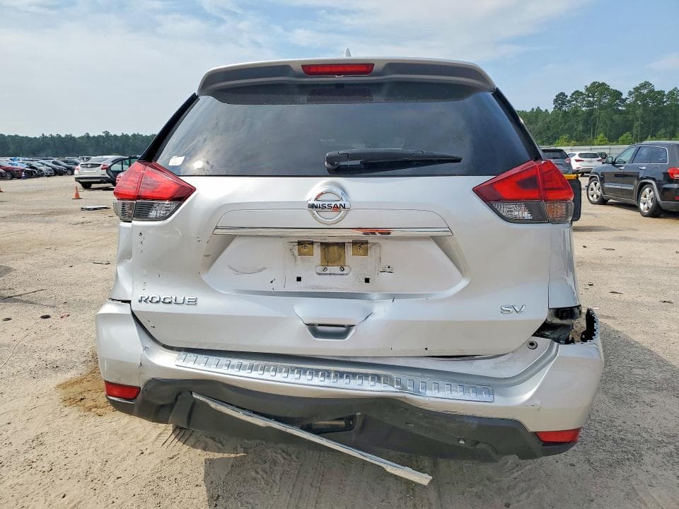 2017 NISSAN ROGUE SV 6