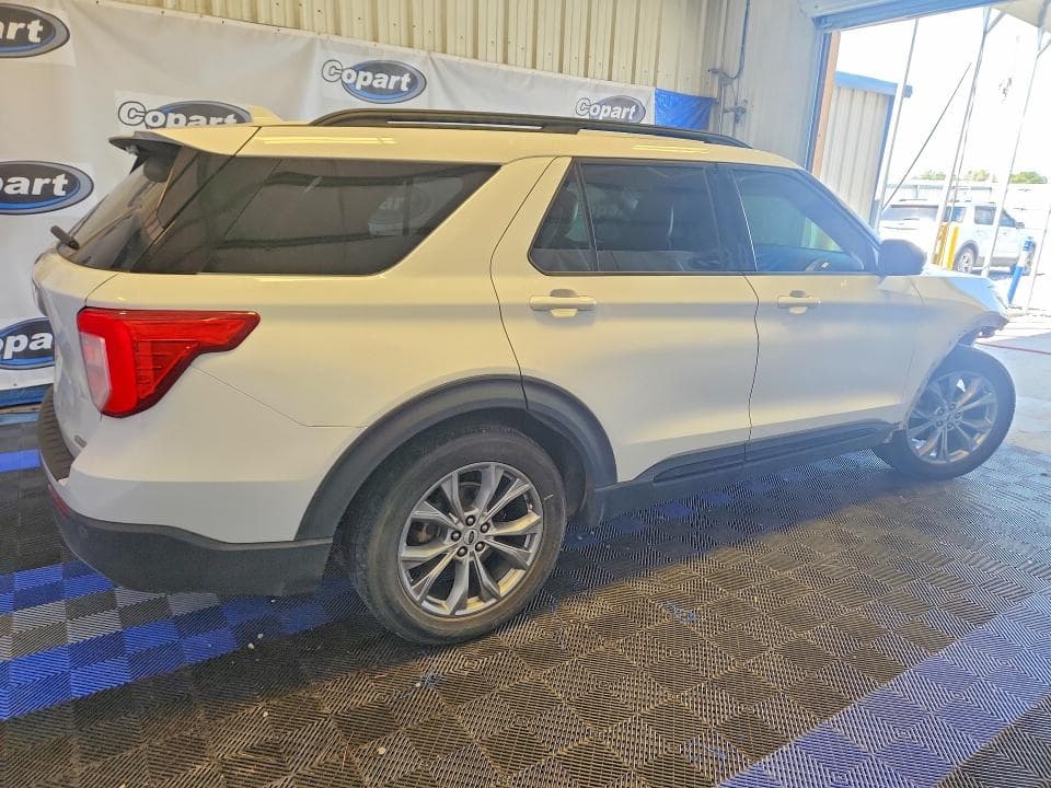 2020 FORD EXPLORER XLT 3