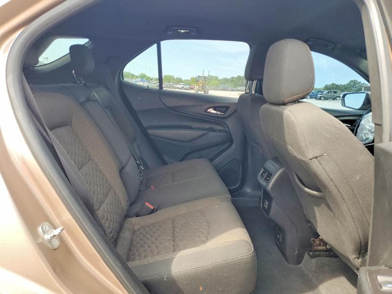 2019 CHEVROLET EQUINOX LT 11