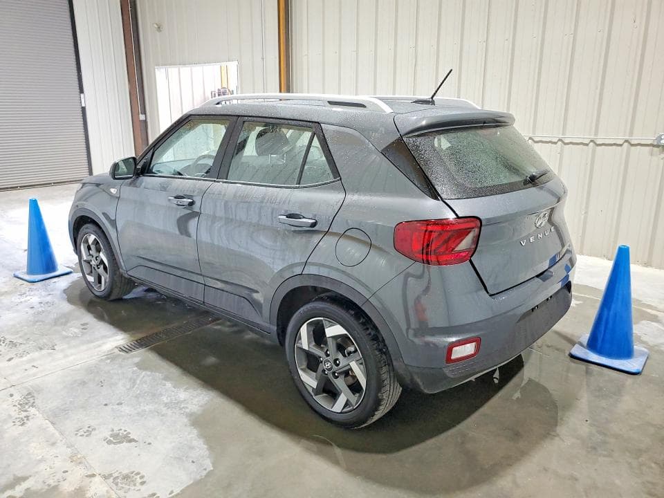 2026 HYUNDAI VENUE SEL 2