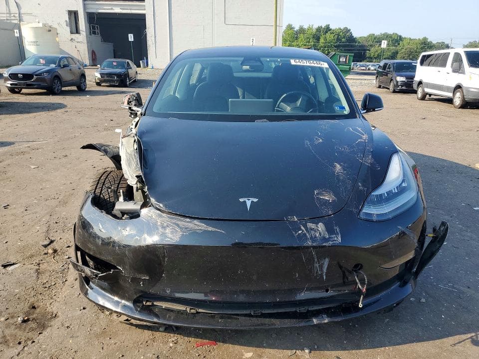 2018 TESLA MODEL 3 5
