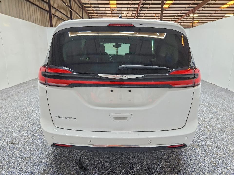 2024 CHRYSLER PACIFICA TOURING L 6