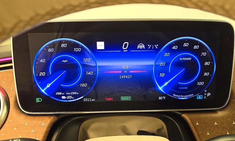 2023 MERCEDES-BENZ EQS SUV 450+ 8