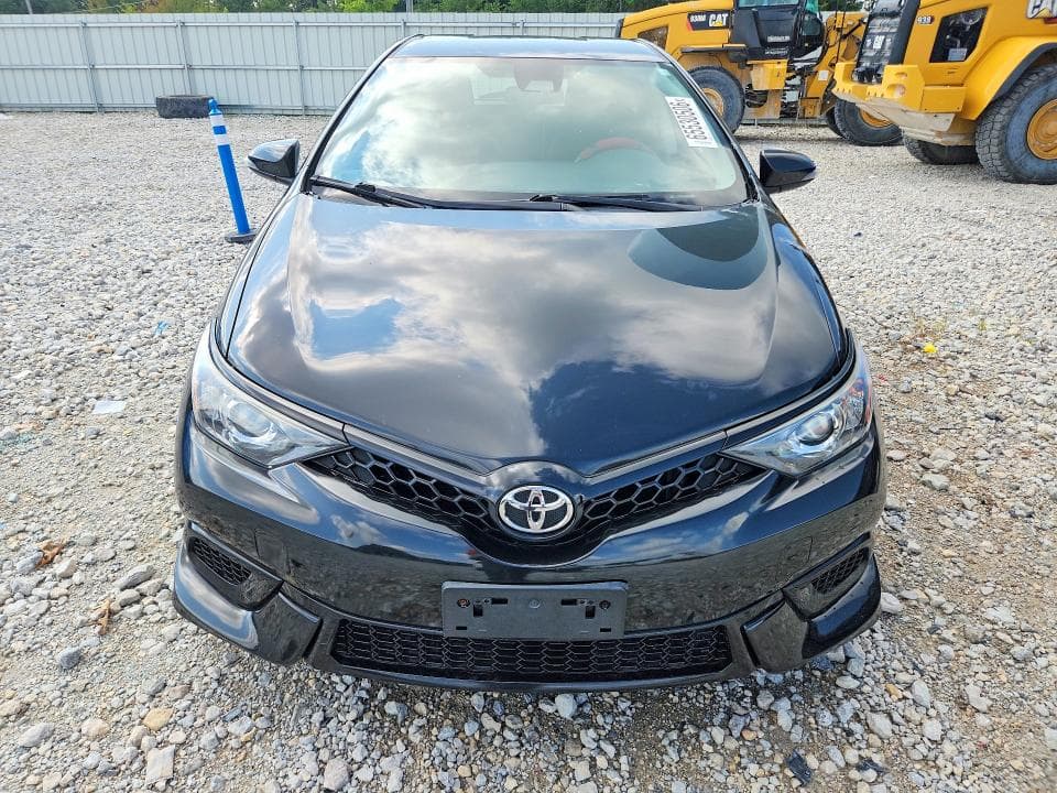 2017 TOYOTA COROLLA IM BASE 5