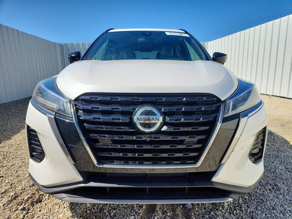 2021 NISSAN KICKS SR 5