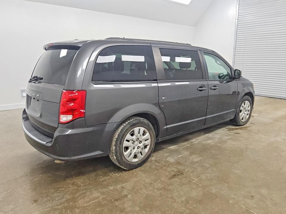 2019 DODGE GRAND CARAVAN SE 3