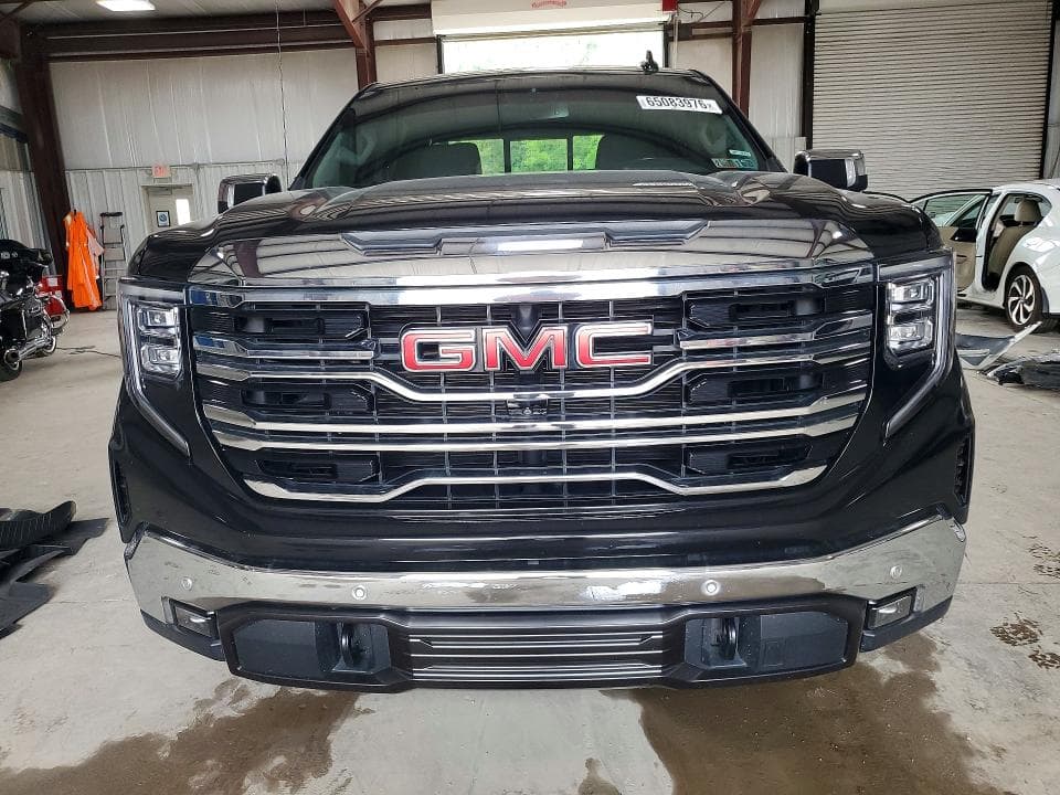 2022 GMC SIERRA K1500 SLT 5