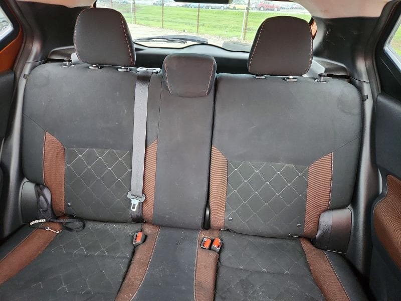 2018 NISSAN KICKS SR 10