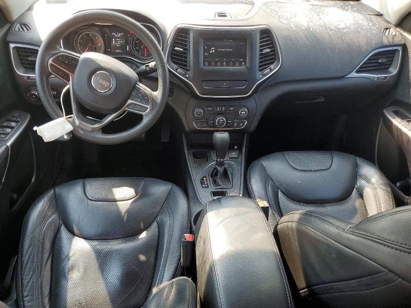2019 JEEP CHEROKEE LATITUDE 8