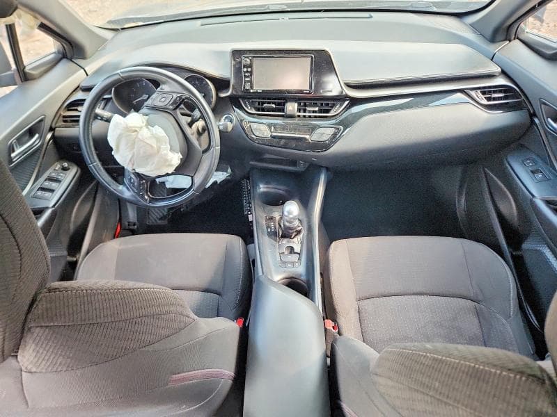 2018 TOYOTA C-HR XLE PREMIUM 8