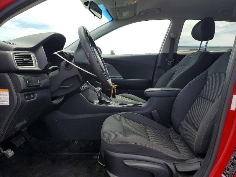 2017 KIA NIRO LX 7