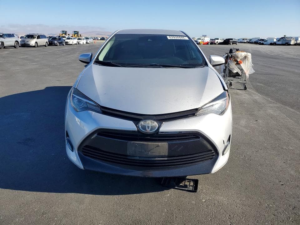 2017 TOYOTA COROLLA LE 5