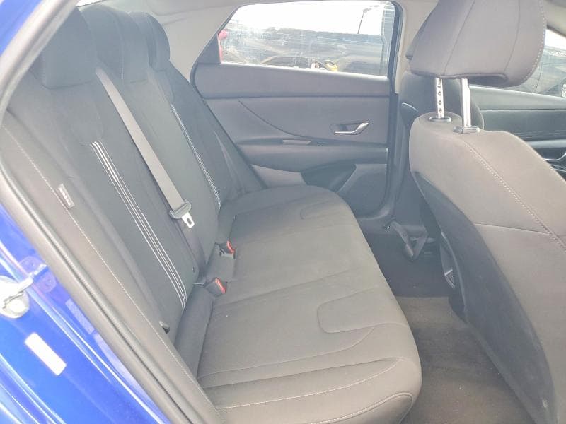 2024 HYUNDAI ELANTRA SEL 10