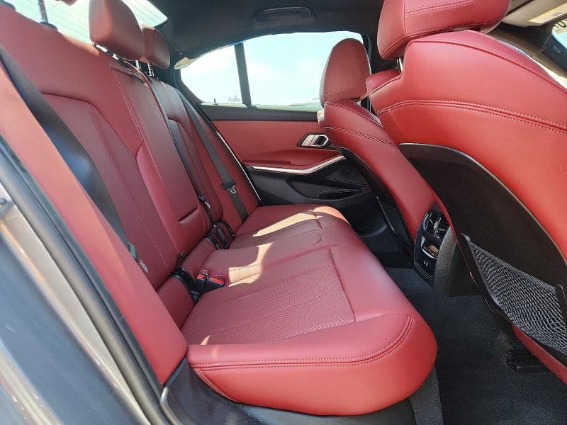 2023 BMW 330XE 10