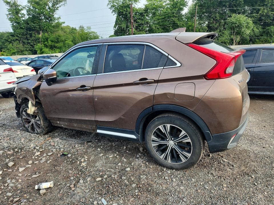 2019 MITSUBISHI ECLIPSE CROSS SE 2